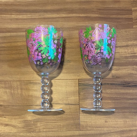 Lilly Pulitzer Other - NWOT Pair is Lilly Pulitzer Acrylic Wine Glasses
